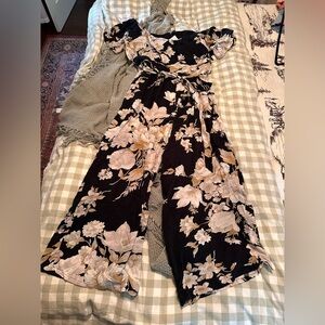 American Eagle Romper
NWT 
XXL